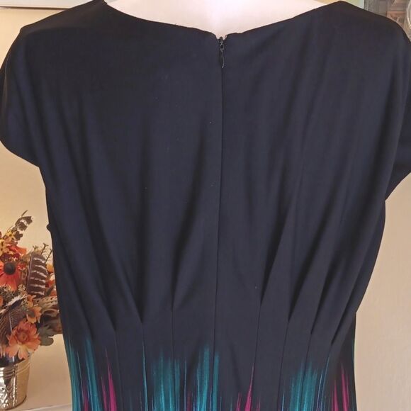 Tahari Flame Kelly GREEN/Magenta Print Cap Sleeve Dress. Boho. Dramatic. Career. - Picture 9 of 13